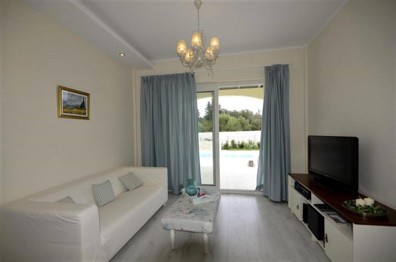 Villa Evanna Лефкими Екстериор снимка